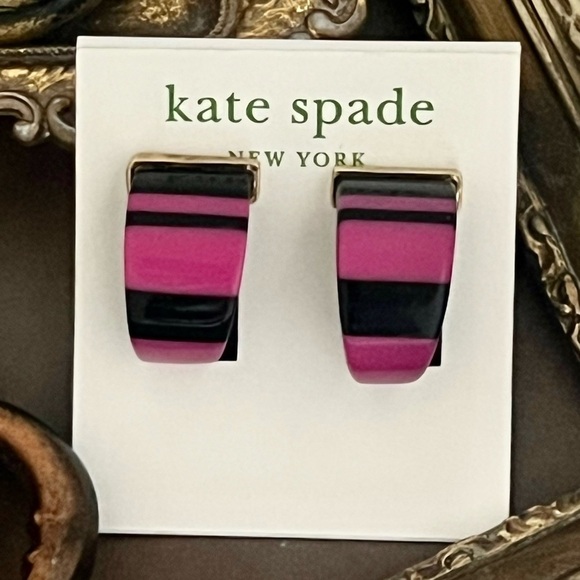 KATE SPADE • Vintage Bronwyn Resin Striped Huggies Hoop Earrings - Picture 6 of 6